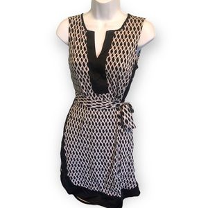 Ann Taylor, Black White Geometric Pattern Sheath Dress, with Sash, X-Small